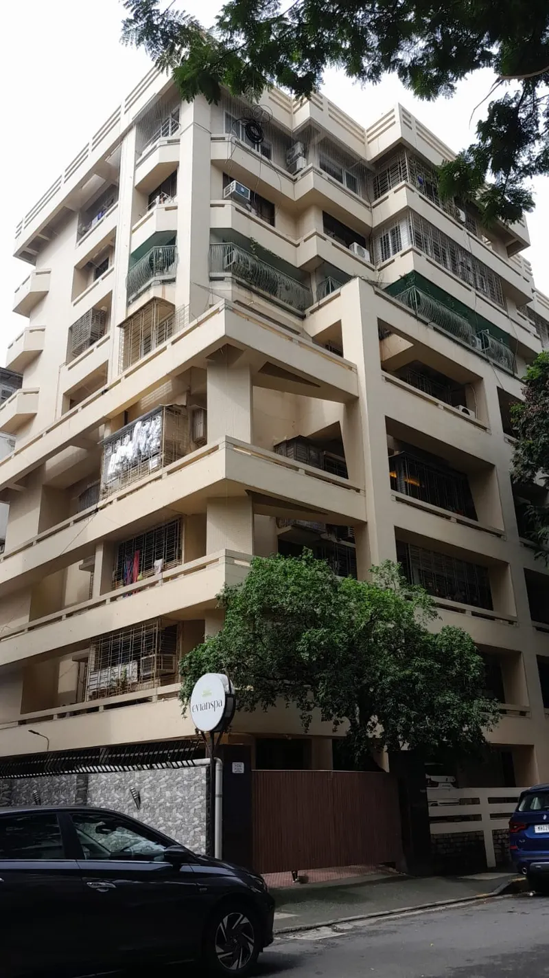 Neel Sagar — Bandra West (1)