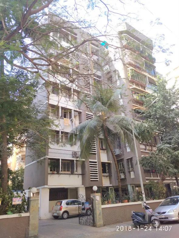 Rosie Apartment — Santacruz West (1)