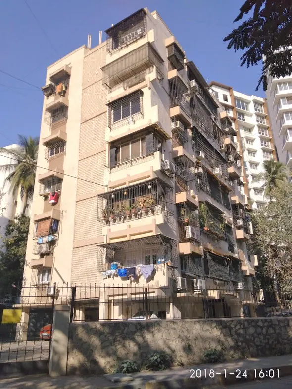Palm Crest — Santacruz West (1)