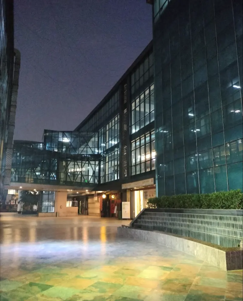 Satra Plaza — Vashi (4)