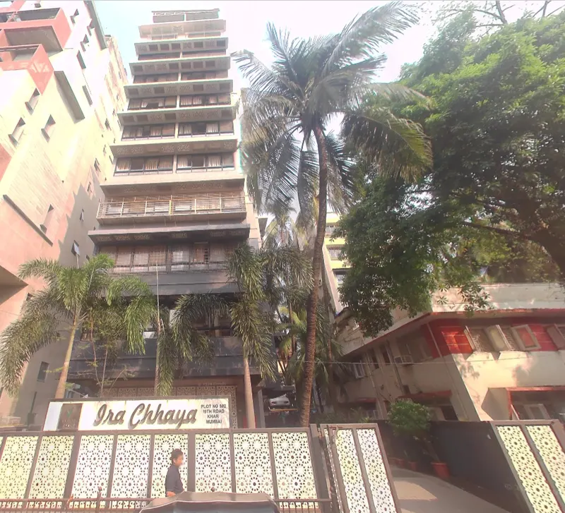 Ira Chhaya — Khar West (2)
