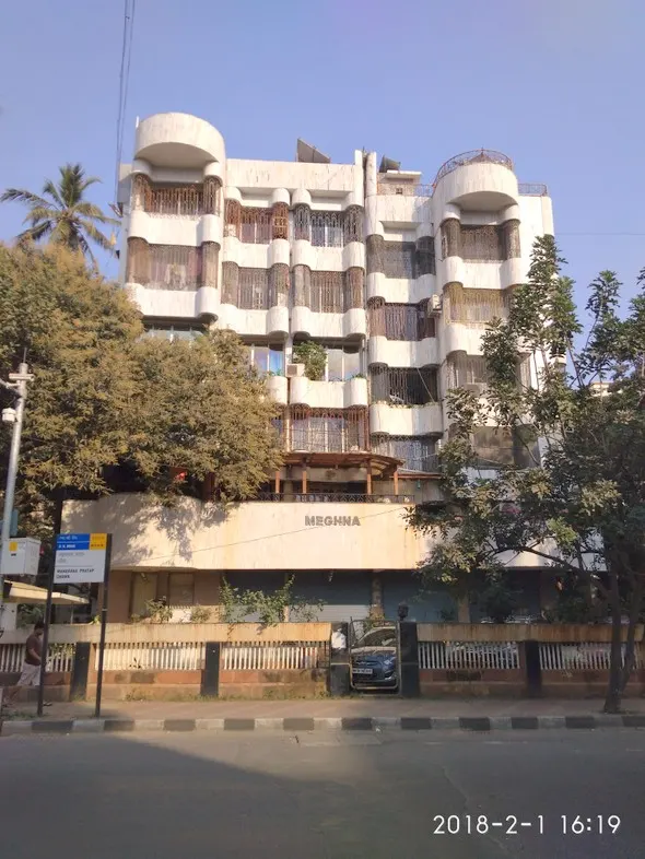 Meghna — Santacruz West (1)