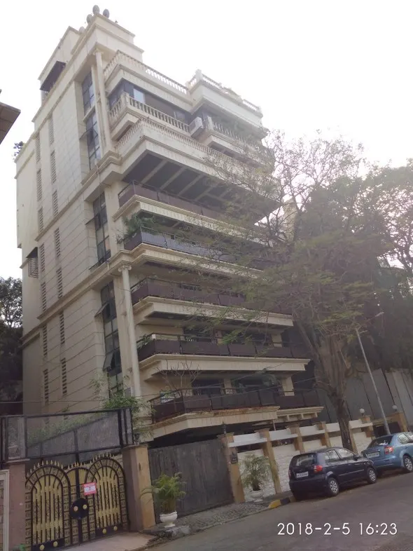 Anand Mansion — Juhu (1)