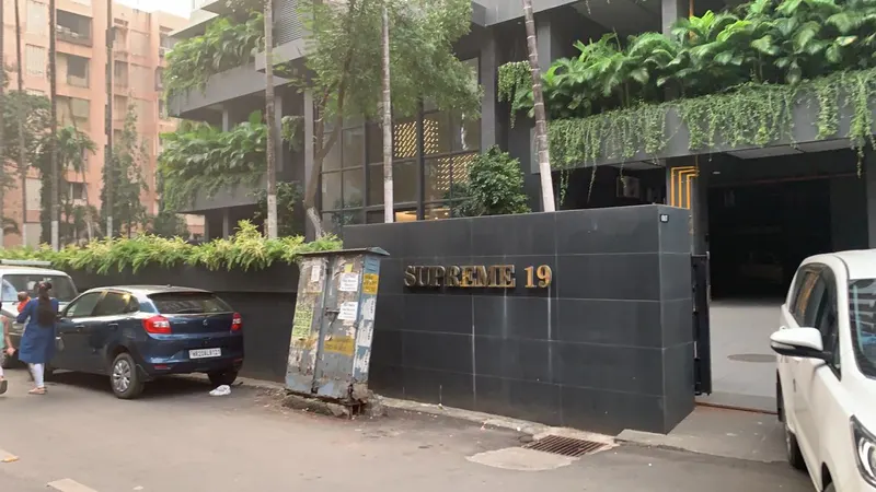 Supreme 19 — Andheri West (8)
