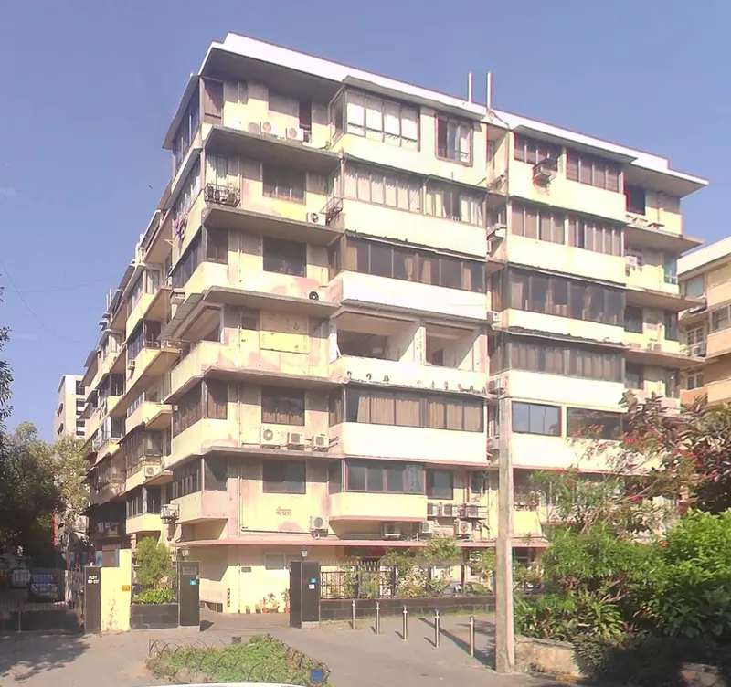 Shreyas CHS — Nariman Point