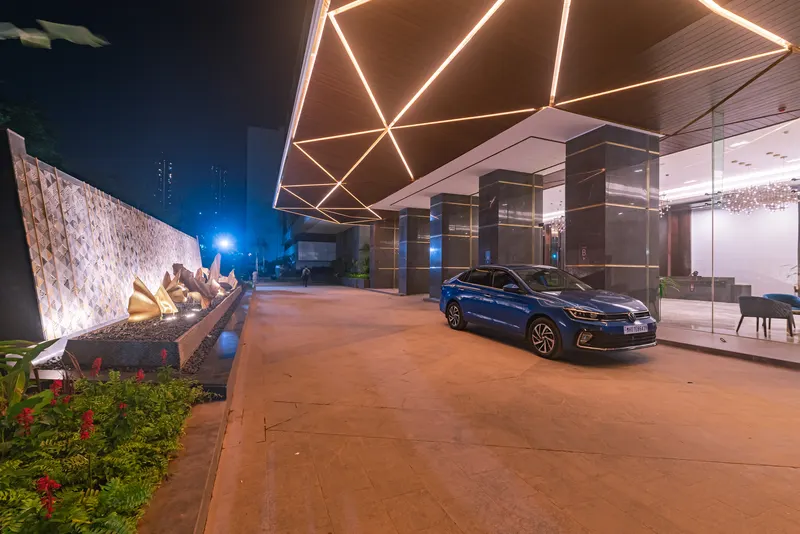 Kalpataru Avana — Parel (3)