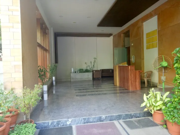 Beuno Vista — Bandra West