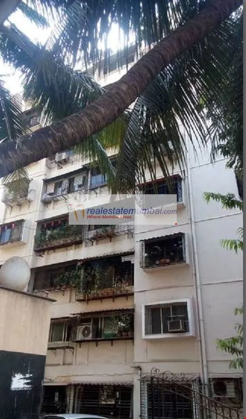 2 BHK Parijat in Bandra West, photo 1