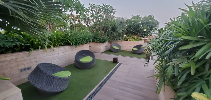 Kalpataru Solitaire — Juhu (8)