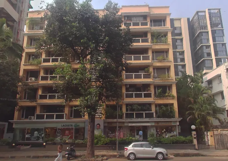 Usha Villa — Santacruz West