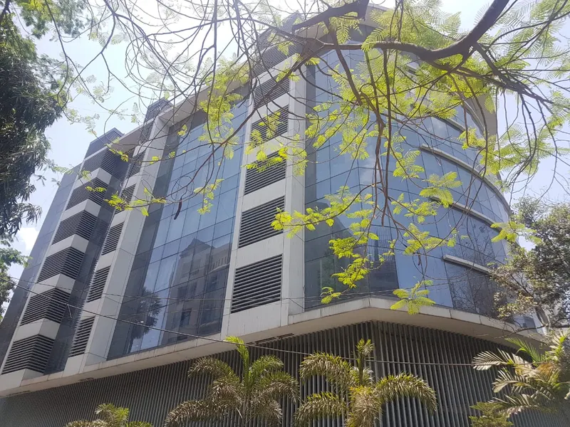 Metro Avenue — Andheri East (2)