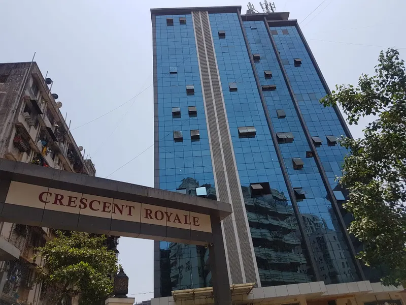Crescent Royal — Andheri West (1)