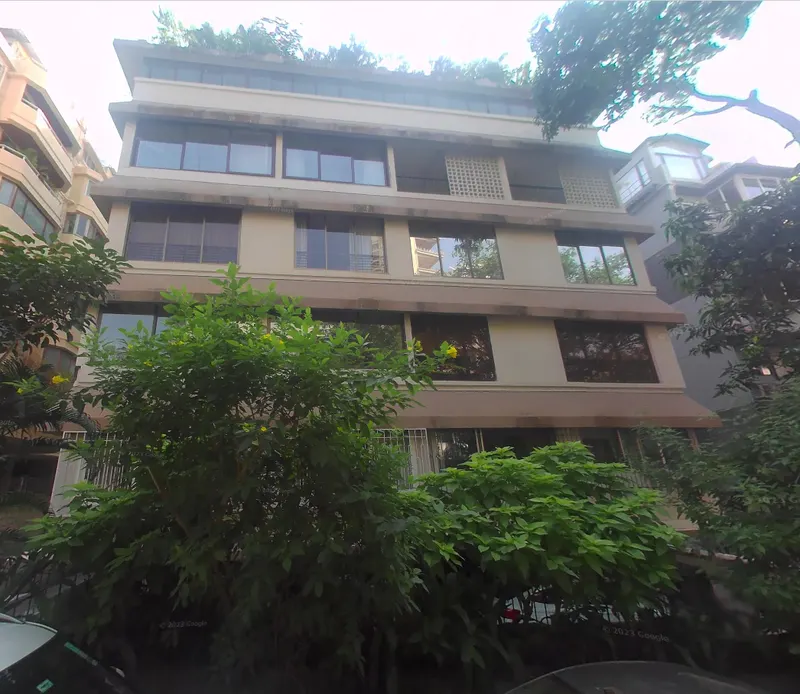 Ratnam Apartments — Walkeshwar