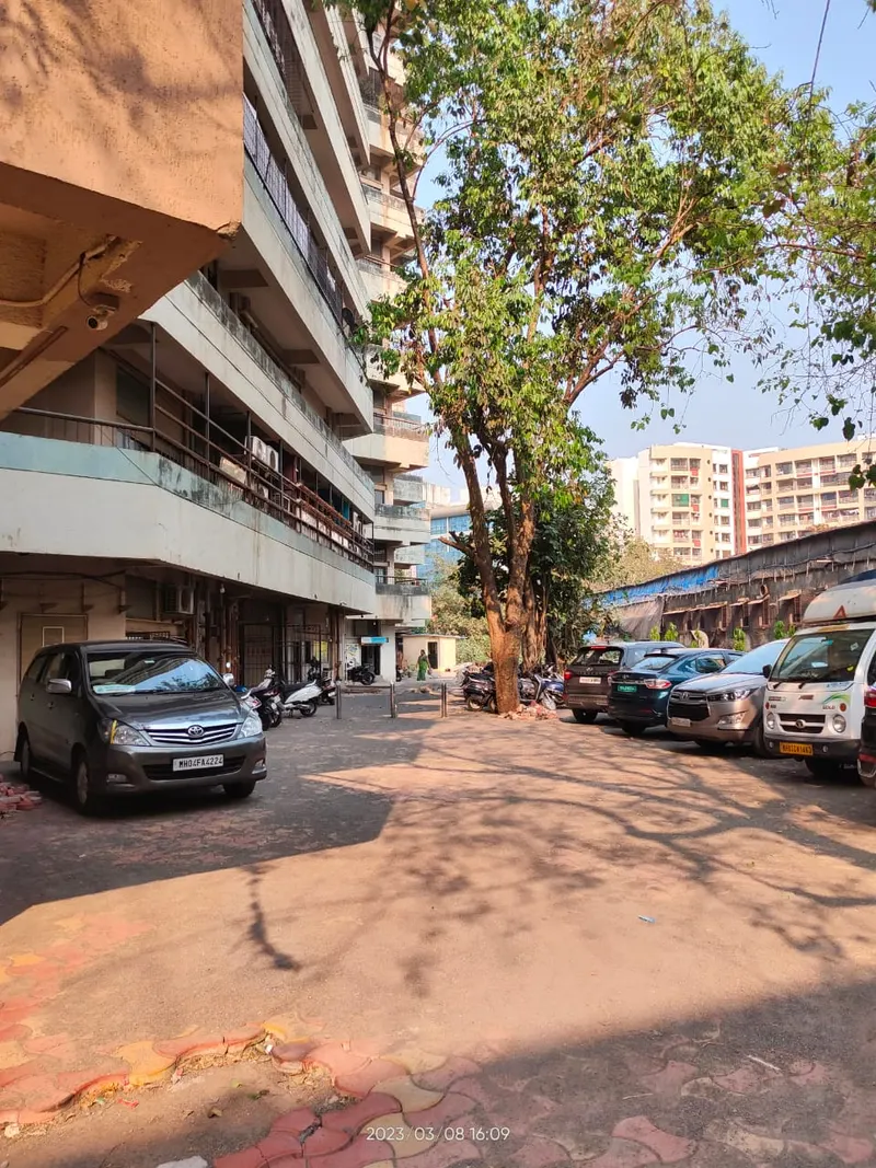 Dattani Plaza — Andheri East (3)