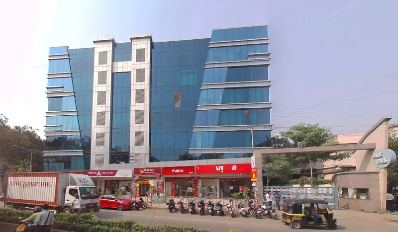 Hyde Park — Andheri East (3)