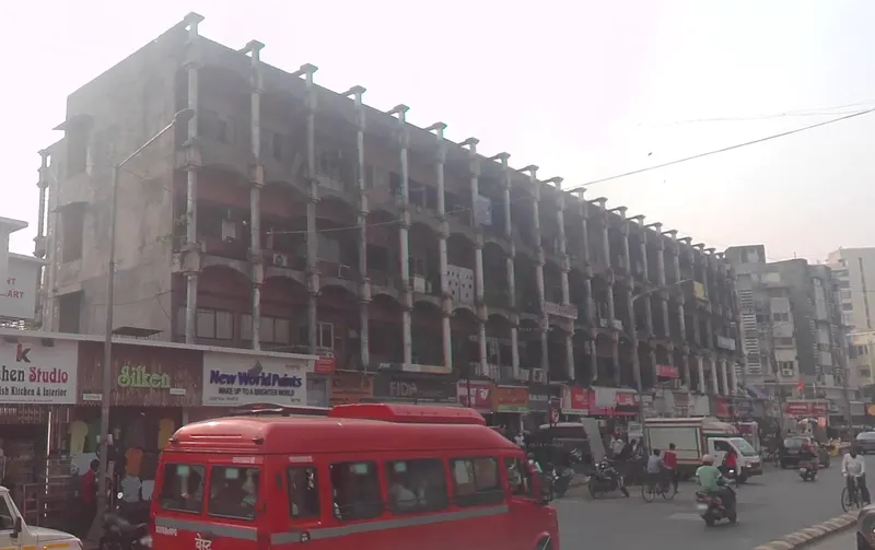 Rizvi Chambers — Bandra West