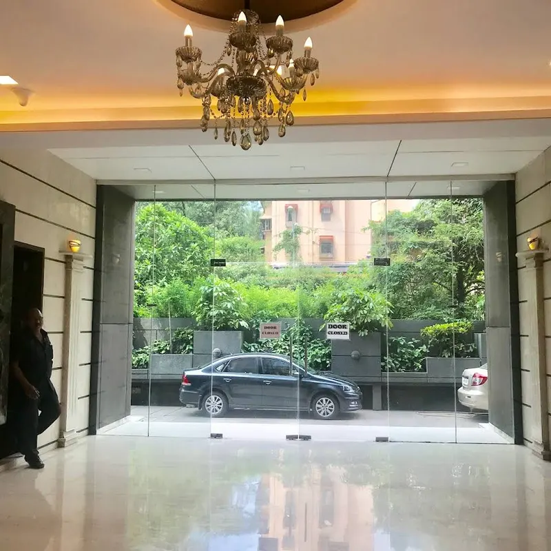 Star Hub — Andheri East (5)
