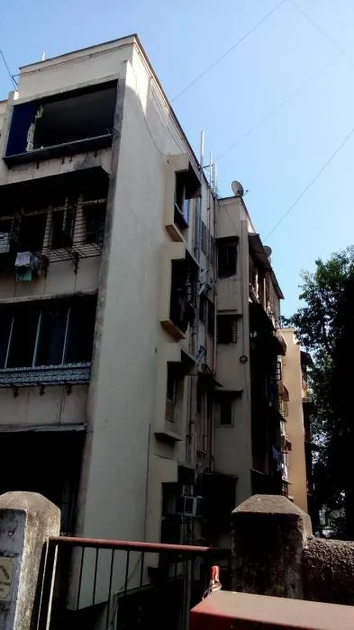 Esmeralda Apartments — Bandra West