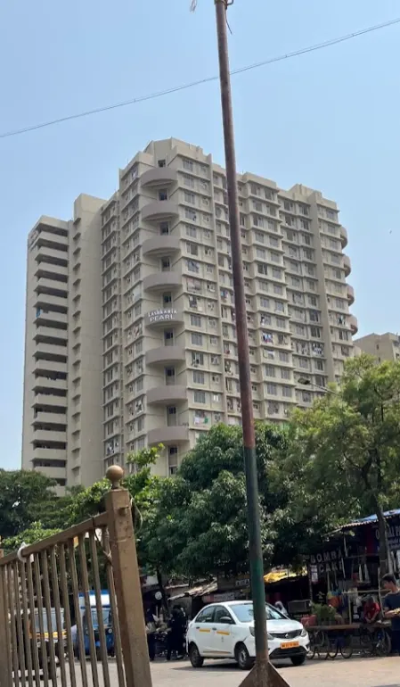 Lashkaria Pearl — Andheri West (1)