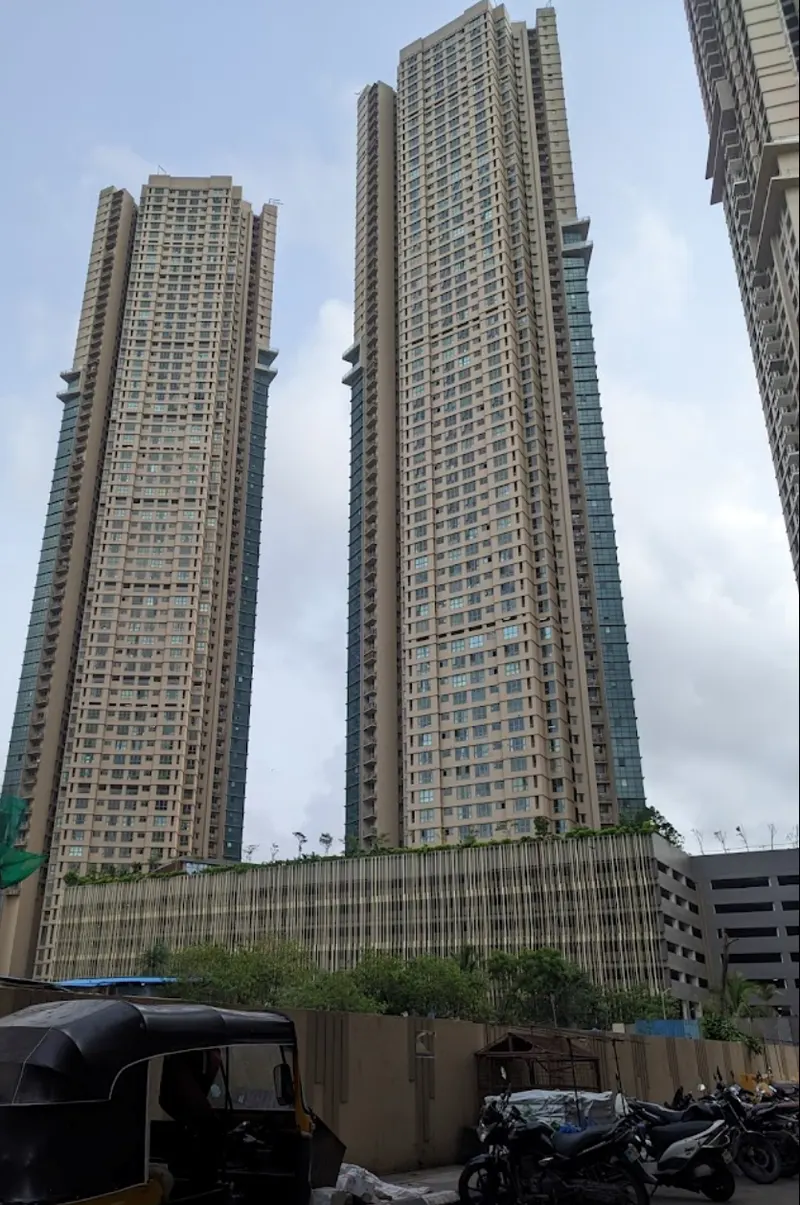Auris Serenity Tower 2 — Malad West (1)