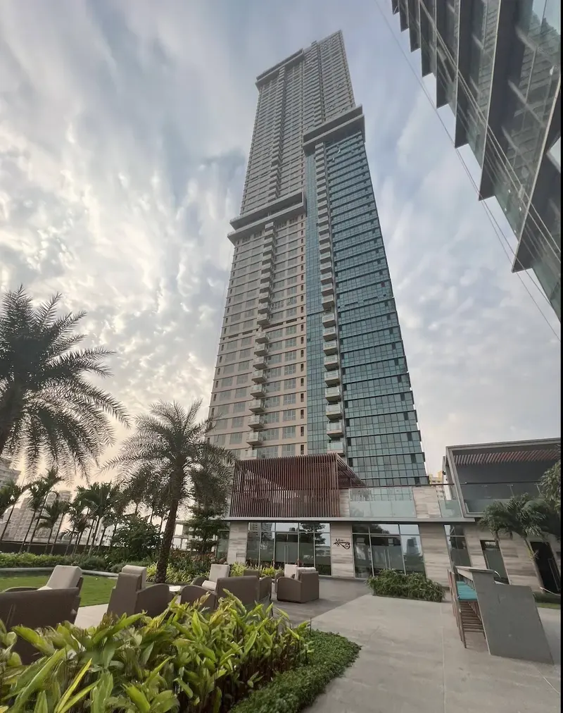 Auris Serenity 3 — Malad West (3)
