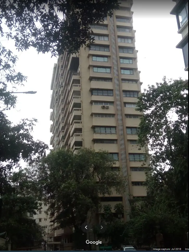Il Palazzo — Walkeshwar