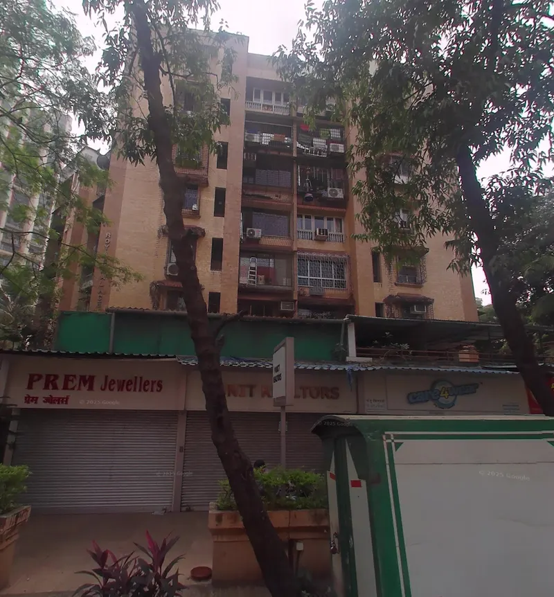 Royal Palace — Andheri West (1)