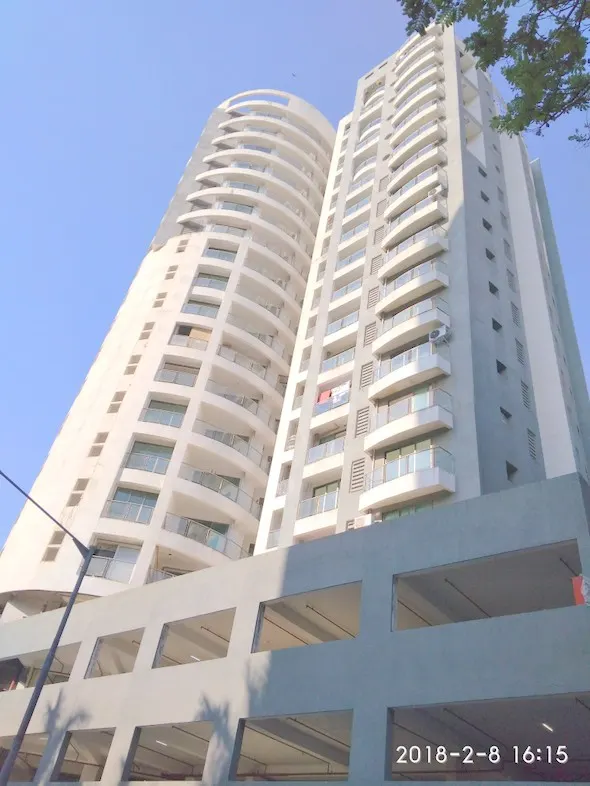 Cosmopolis — Andheri West (1)