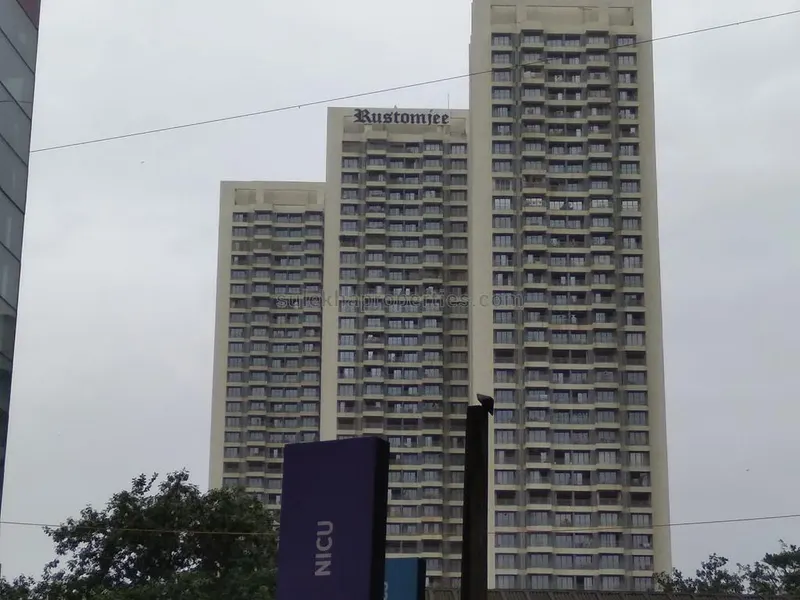 Rustomjee Elanza — Malad West (1)