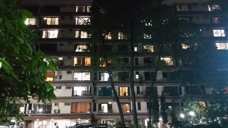 Venus Apartments — Goregaon East (1)
