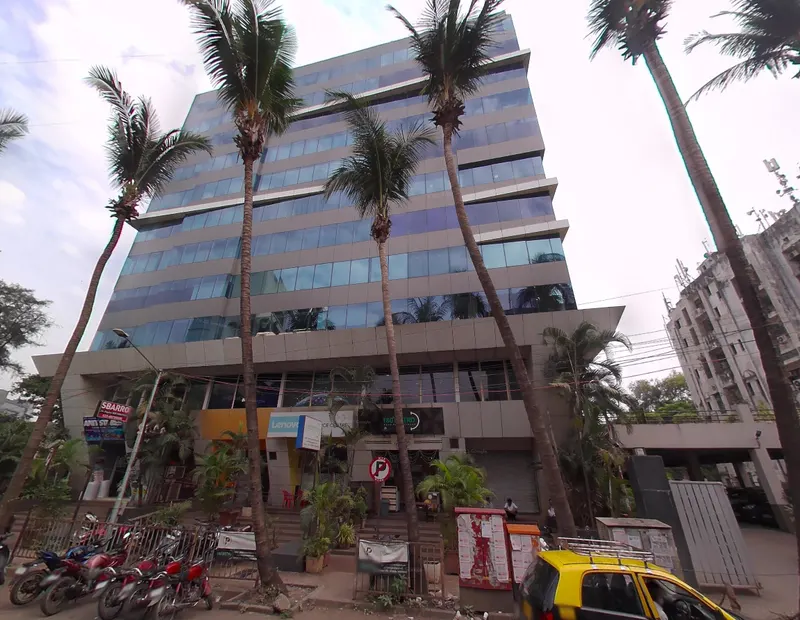 Antariksh Thakur House — Andheri East (2)