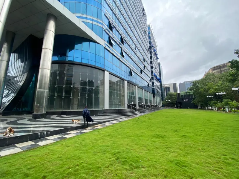 INS Tower — Bandra Kurla Complex (8)