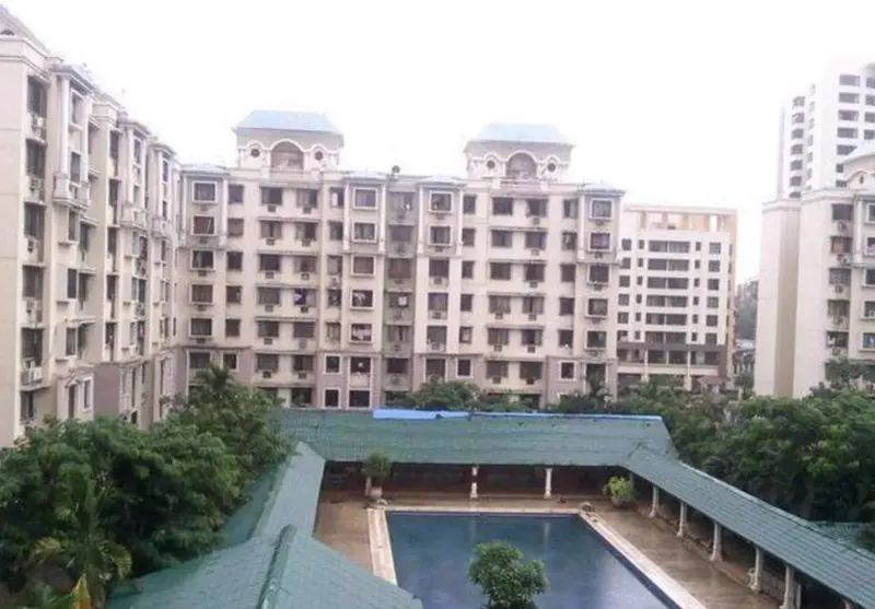 Lodha Paradise — Thane West (1)