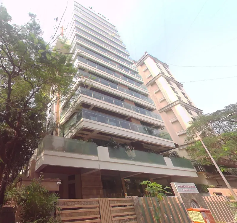 Khushi Belmondo — Santacruz West