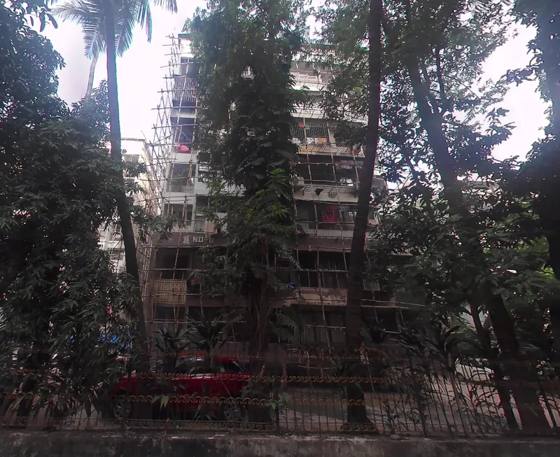 Lands End — Andheri West (1)