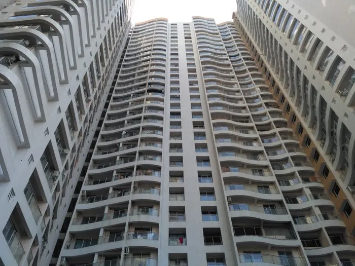 HDIL Metropolis — Andheri West (1)