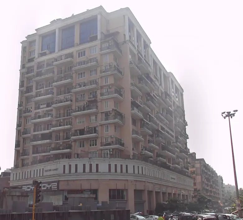 Hubtown Sunmist — Andheri East (6)