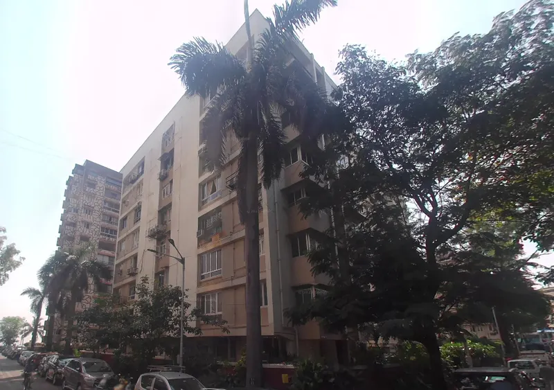 Ferena Building — Colaba (1)
