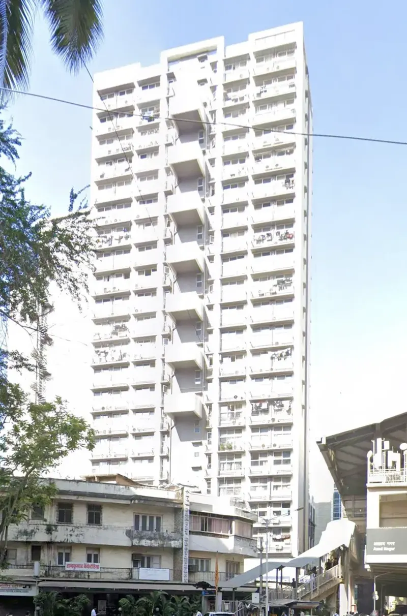 JP Eminence — Andheri West (1)