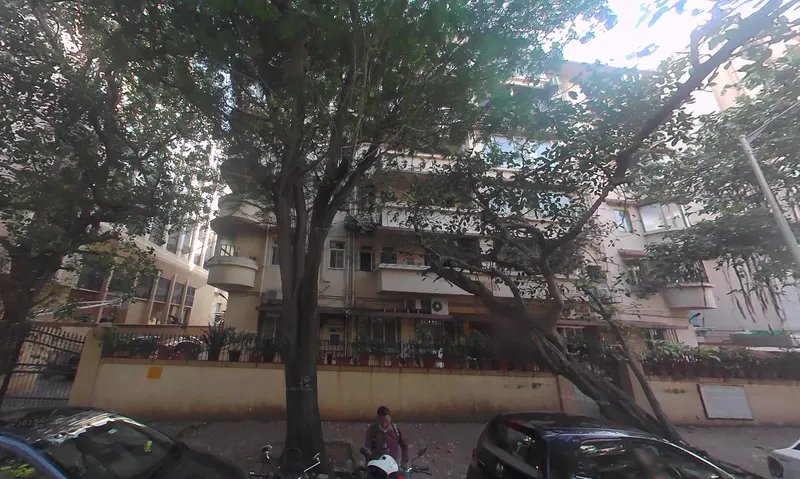 Prabhat — Marine Drive (2)