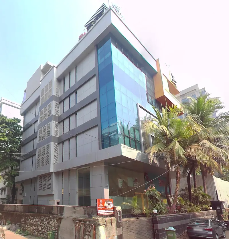 X Cube — Andheri West