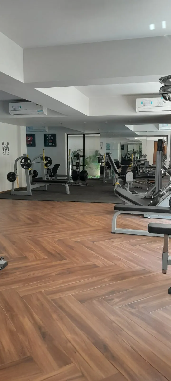 Aum Nirvan — Khar West (7)