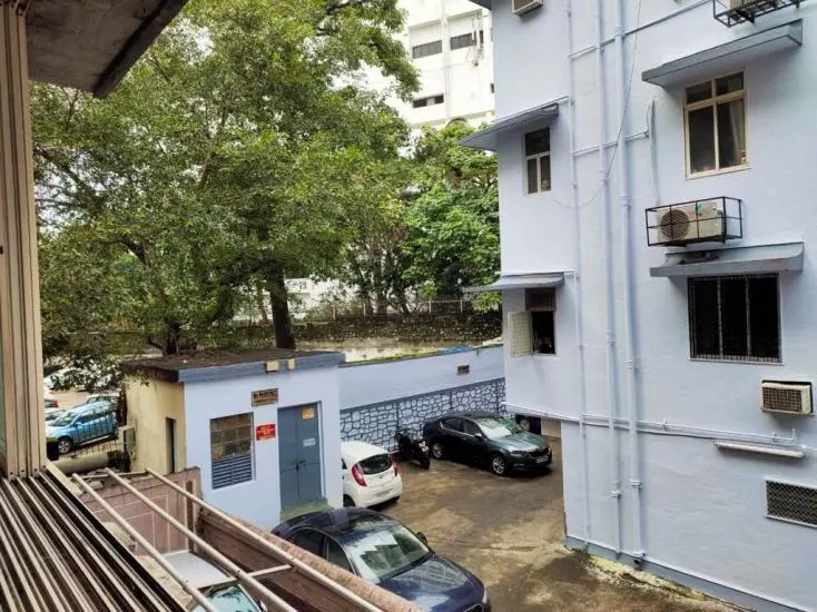 Amar Jyoti Building — Walkeshwar