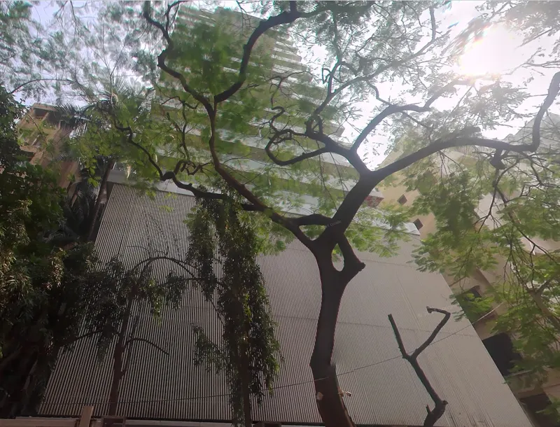 Westend Apartment — Santacruz West (1)