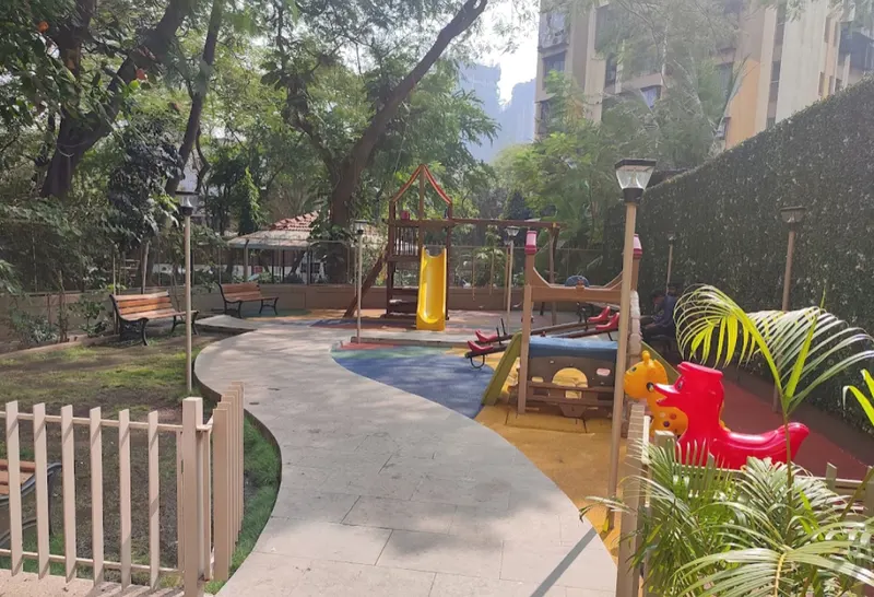 Viraaj — Goregaon East (4)