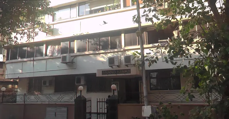 Anand Nivas — Churchgate