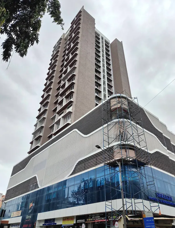 Vistaris — Kandivali East