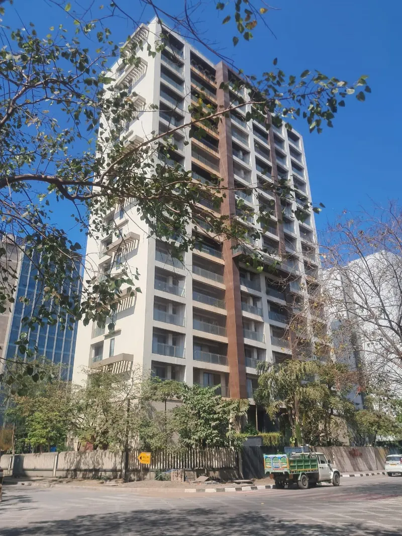 Naman Residency — Bandra East (2)