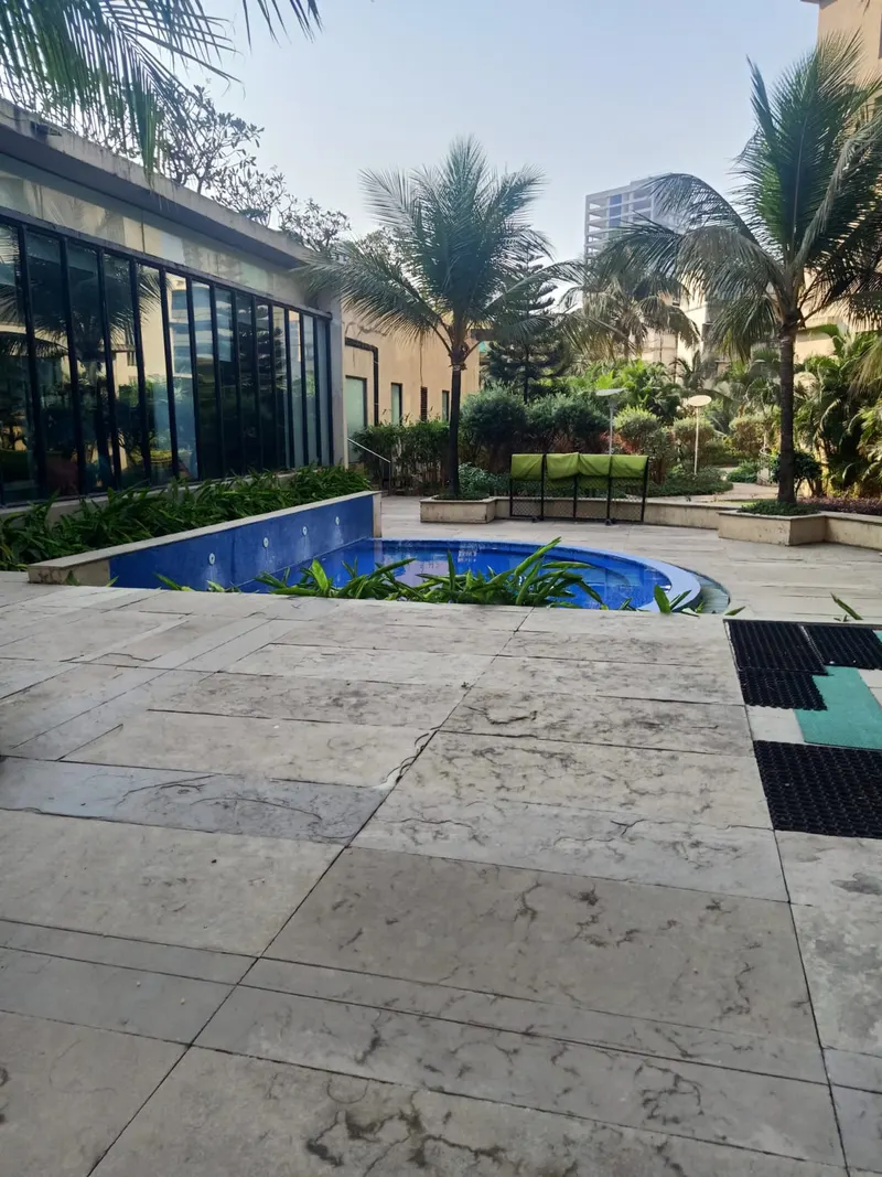 Oberoi Springs — Andheri West (2)