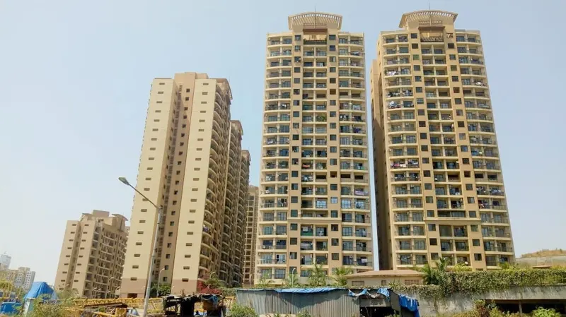 Raheja Heights — Goregaon East (1)